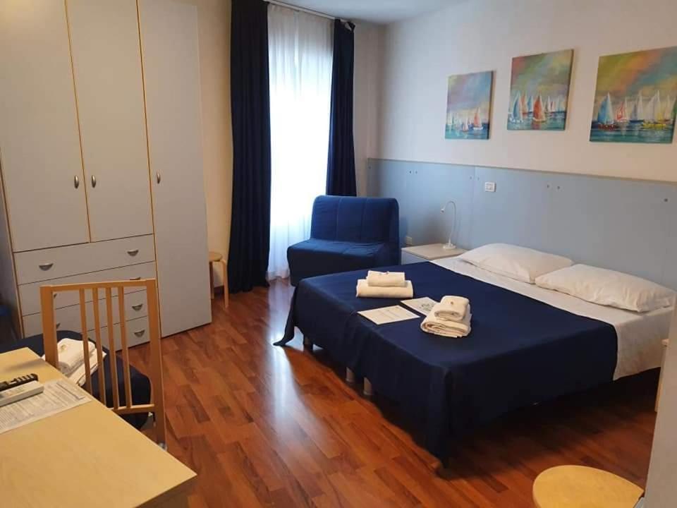 Hotel La Bussola Múggia Pokoj fotografie